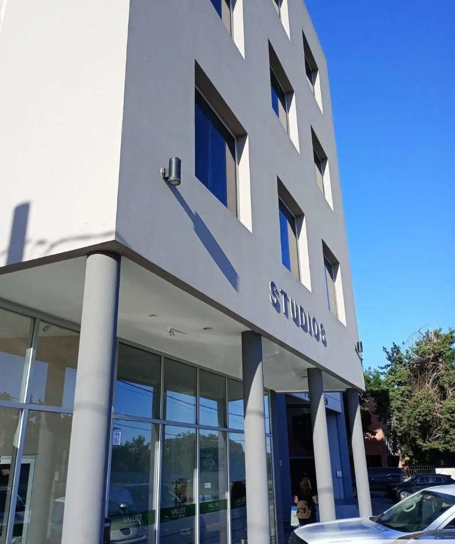 Oficina 60 m2 alquiler 4 despachos office baño Pilar Km 55 2