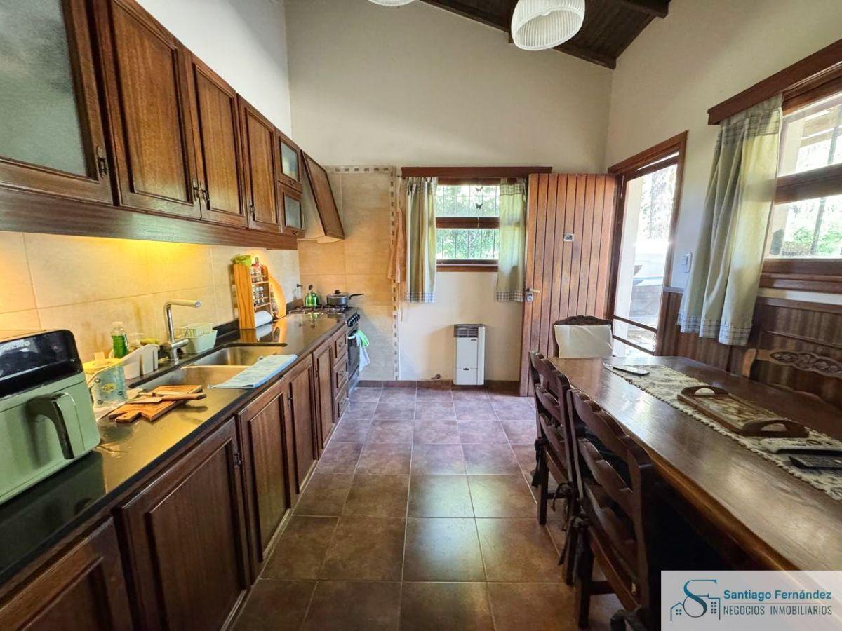 Foto de Casa quinta en venta de 370m2 ubicado en General Rodríguez, imagen 2