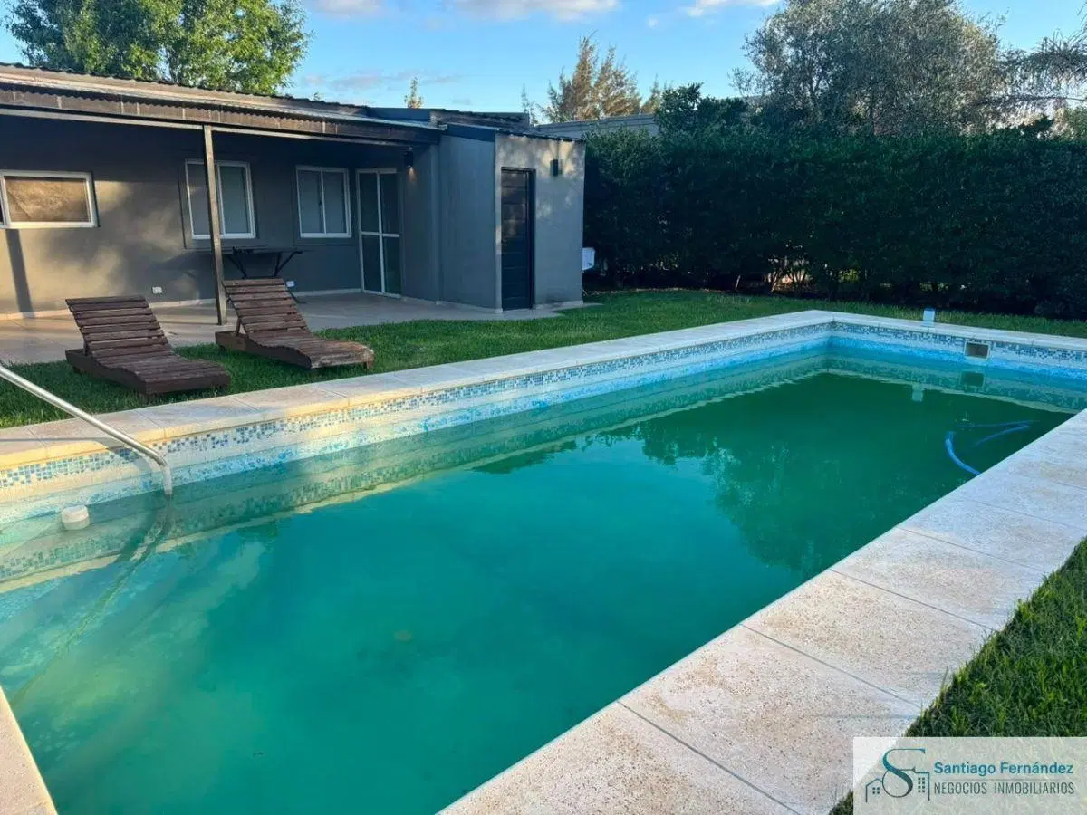 Casa en venta c/ cochera en Manzanares Chico 3