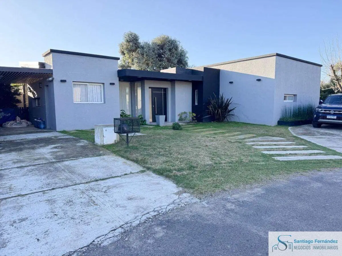 Casa en venta c/ cochera en Manzanares Chico 5