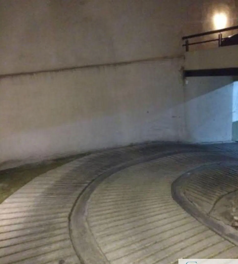 Cochera cubierta en venta en Victoria 3