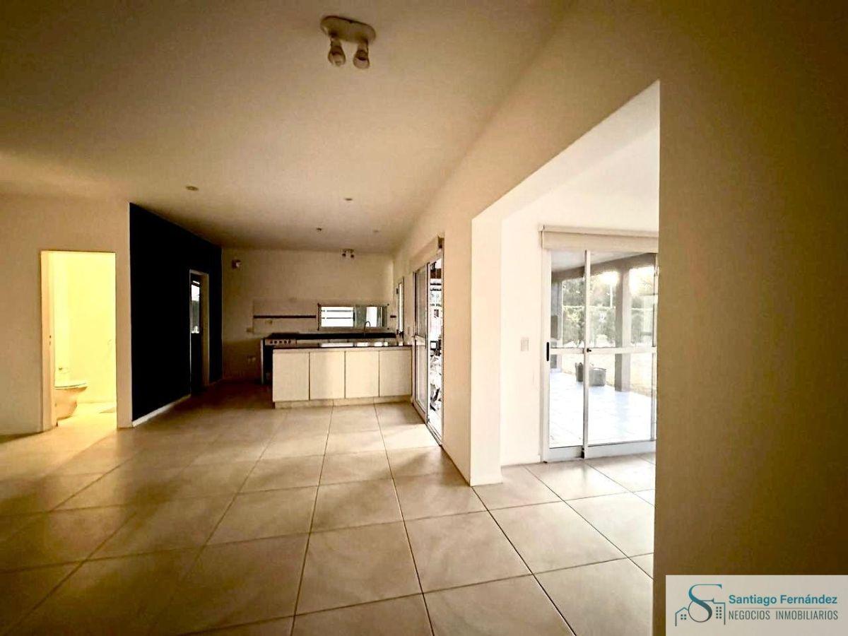 Foto de Casa en alquiler c/ cochera en La Cuesta, imagen 5