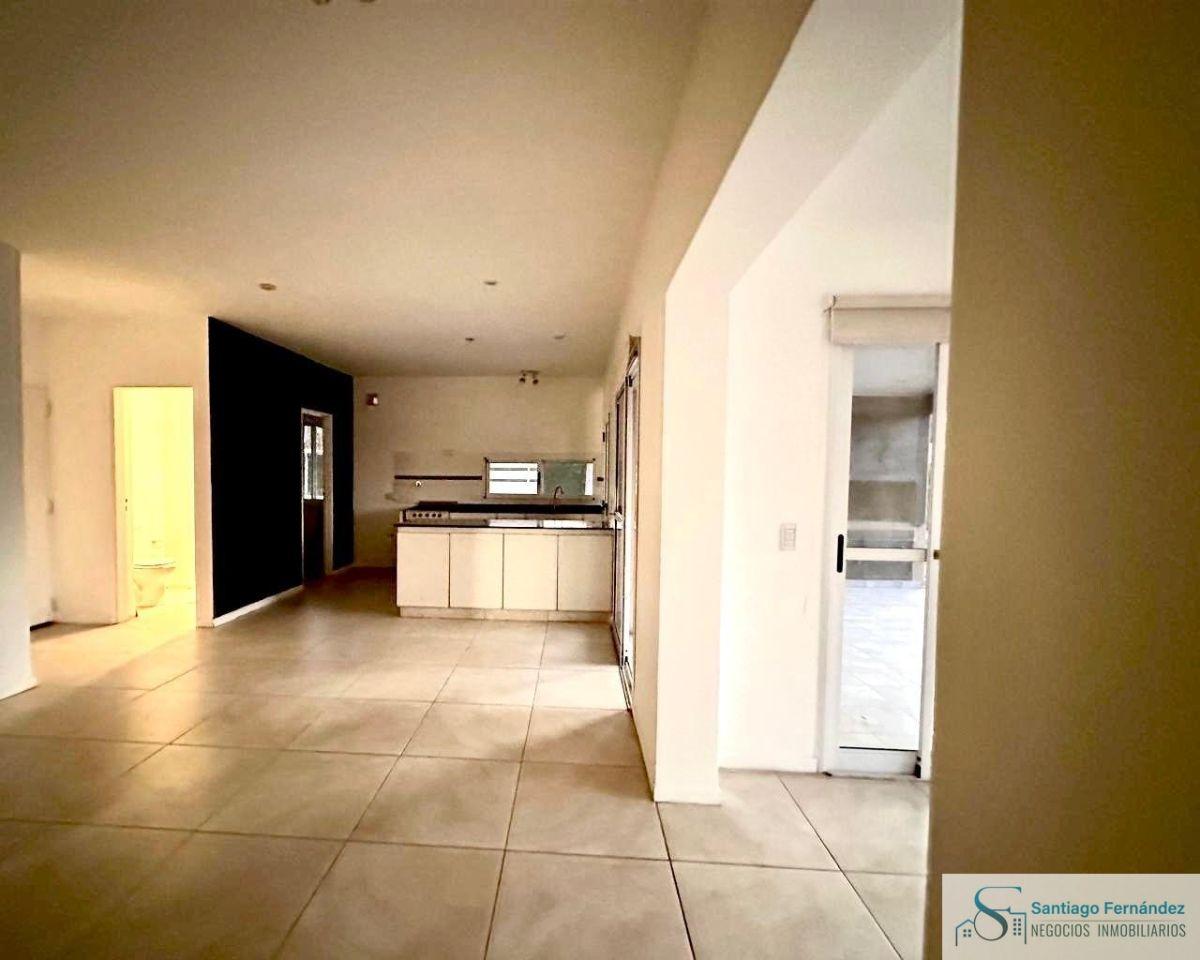 Foto de Casa en alquiler c/ cochera en La Cuesta, imagen 2