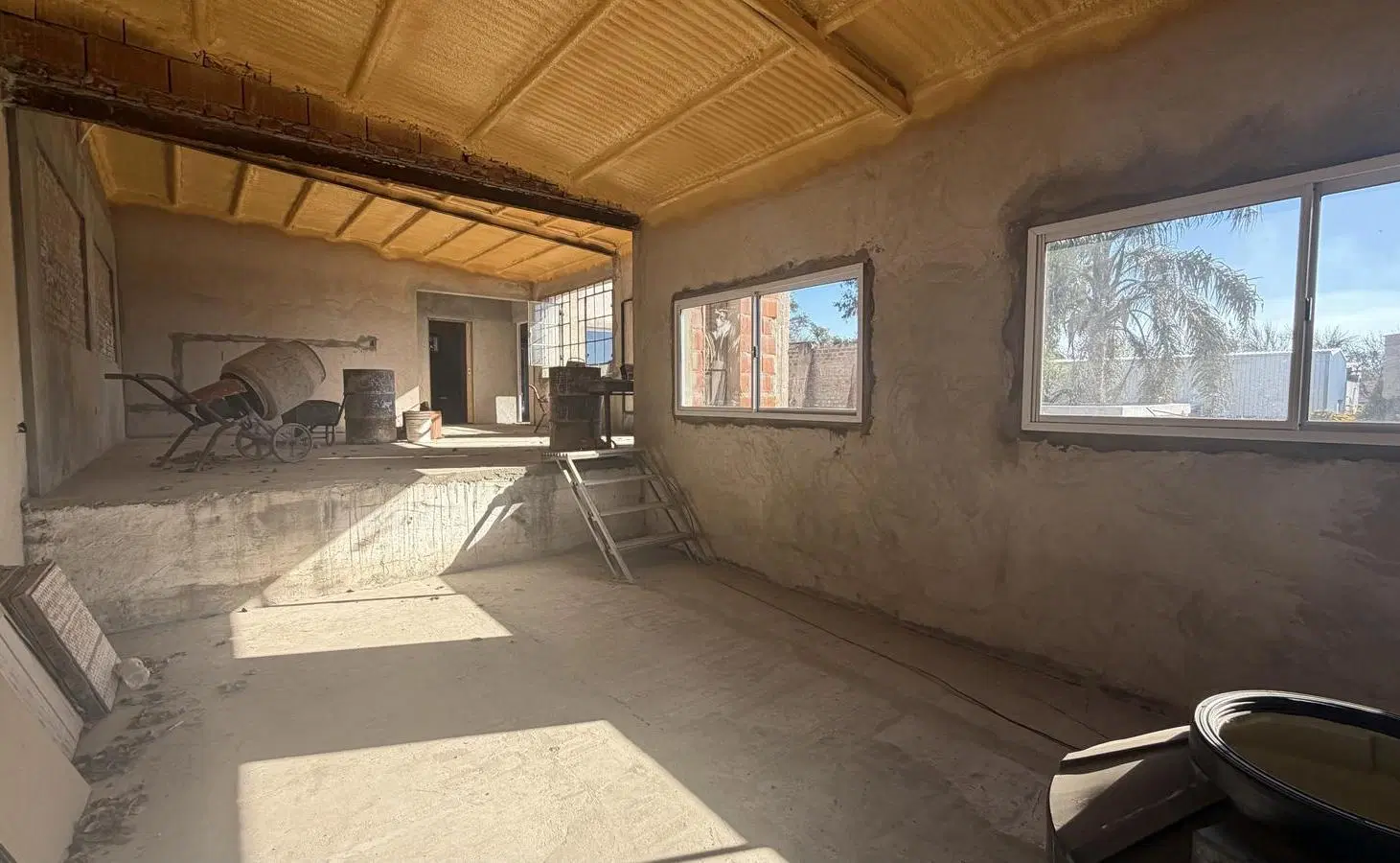Venta – Local + Galpón con Vivienda en Planta Alta 2