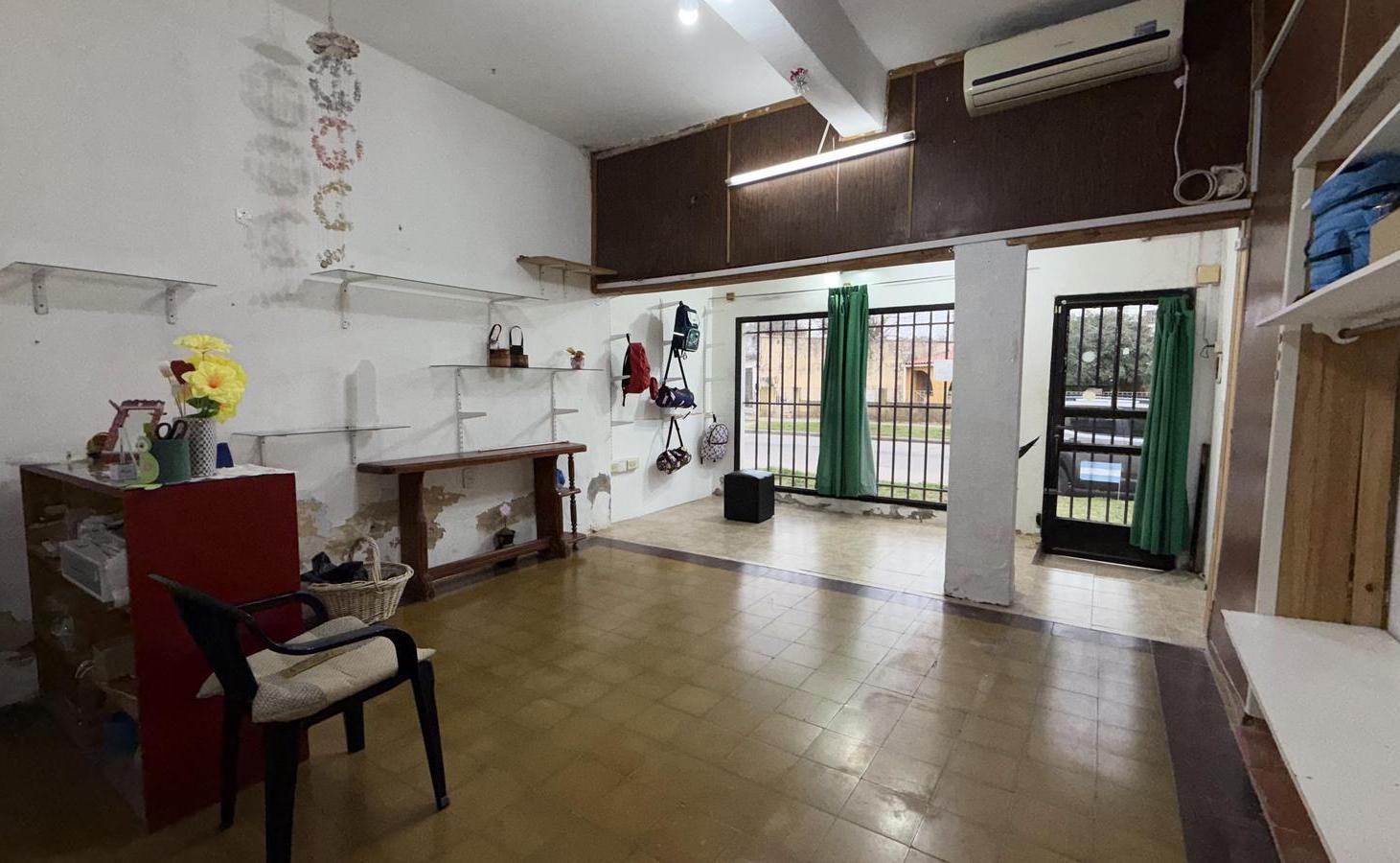 Foto de Alquiler - Local Comercial, Barrio Villa El Prado, Capitán Bermúdez, imagen 2