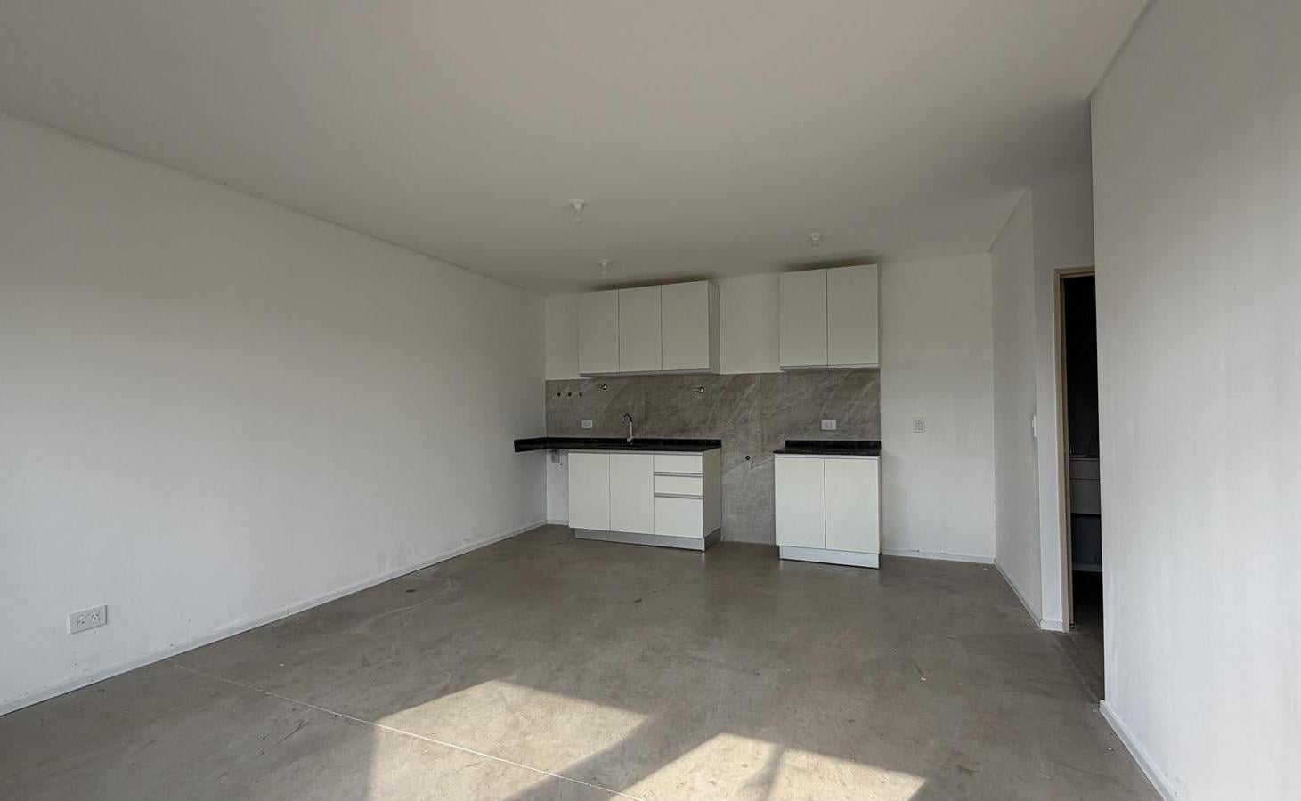 Foto de CasaVenta - Casa 2 Dormitorios. Barrio Belvedere, Capitán Bermúdez, imagen 2