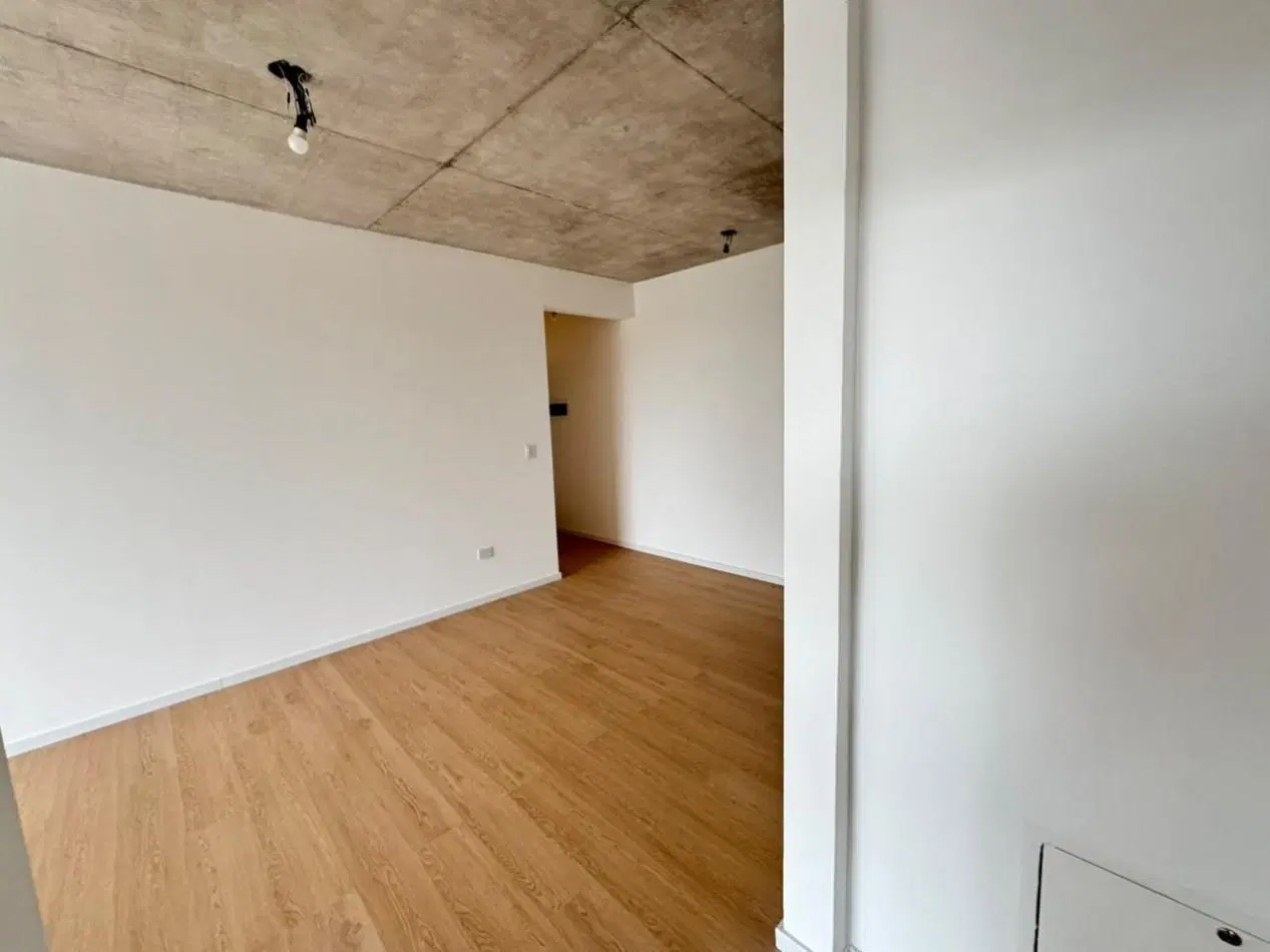 ALQUILER DEPARTAMENTO 2 AMBIENTES AMPLIO CON BALCON 1