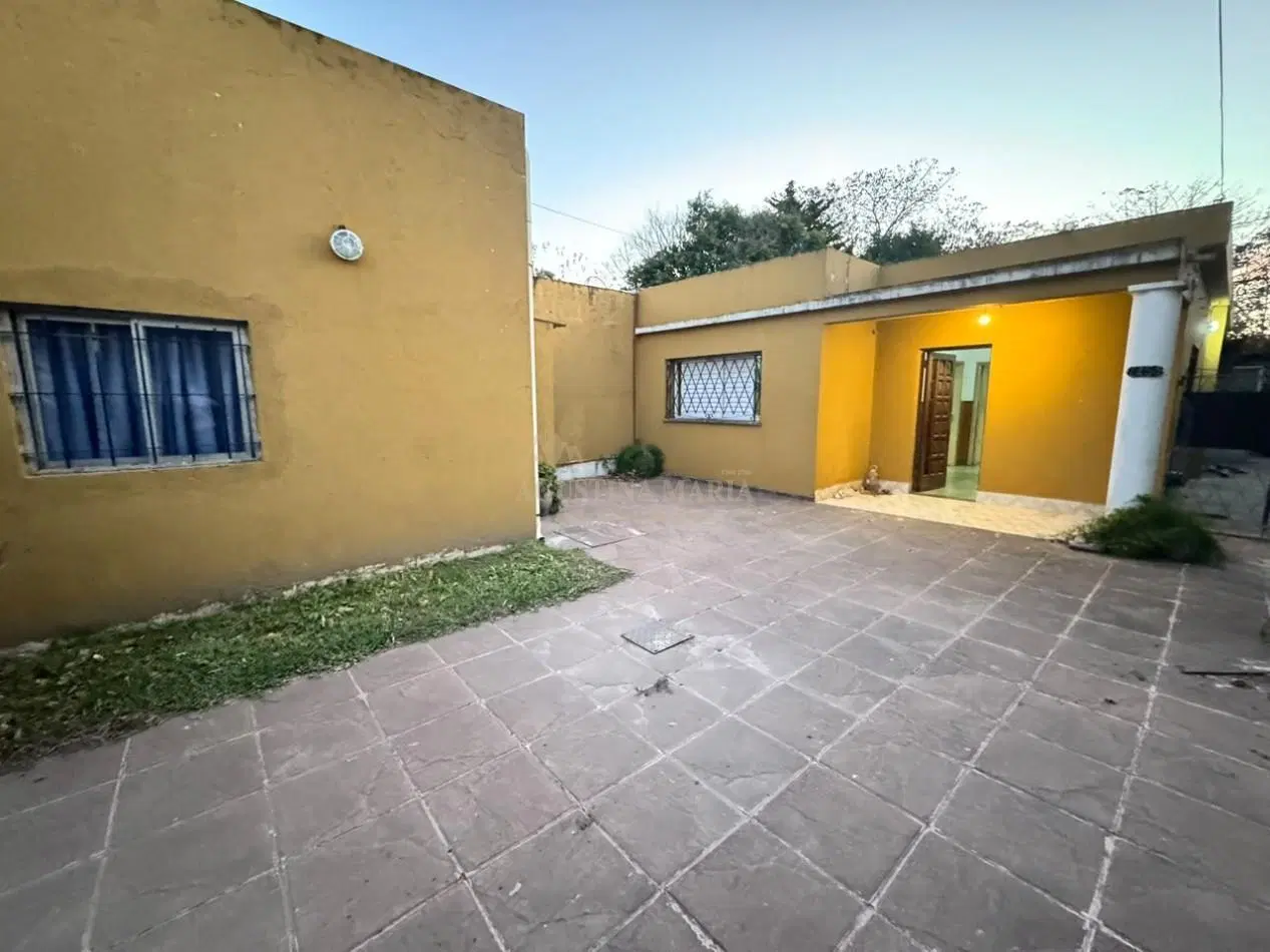 VENTA CASA 3 AMBIENTES CON LOCAL APTO CREDITO JOSE C PAZ 5