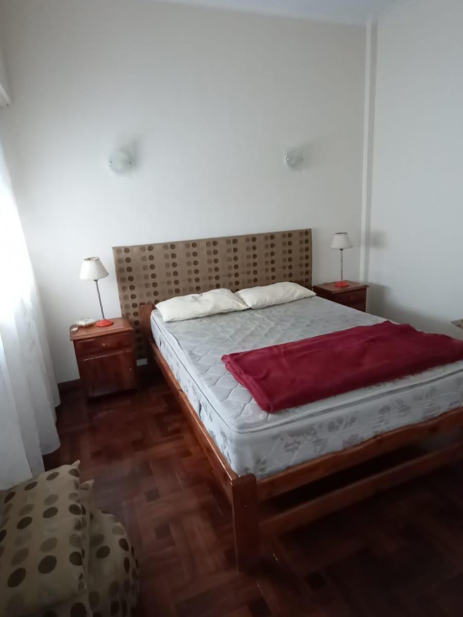 Departamento en Venta - en La Perla Norte. de Av Independencia Dos Cuadras 4