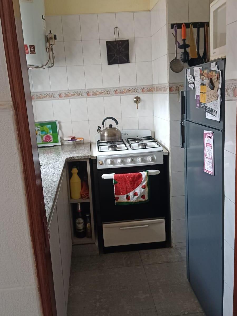 Departamento en Venta - en La Perla Norte. de Av Independencia Dos Cuadras 3