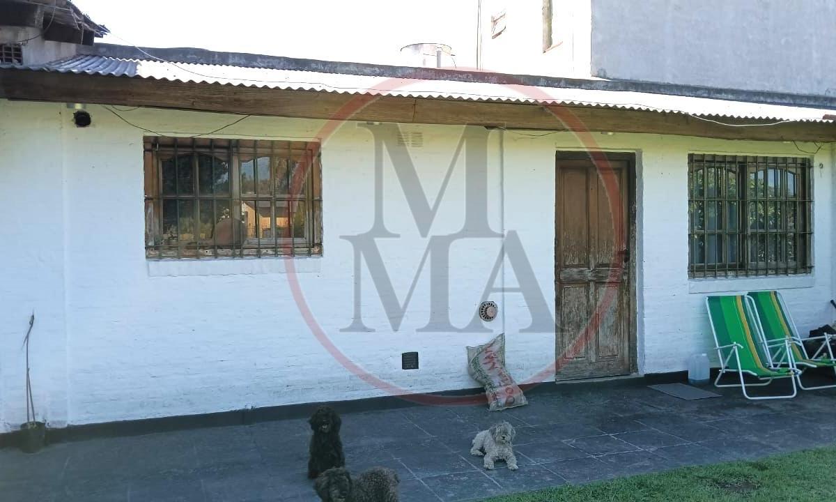 Casa de 4 Ambientes en Gutierrez (Berazategui)