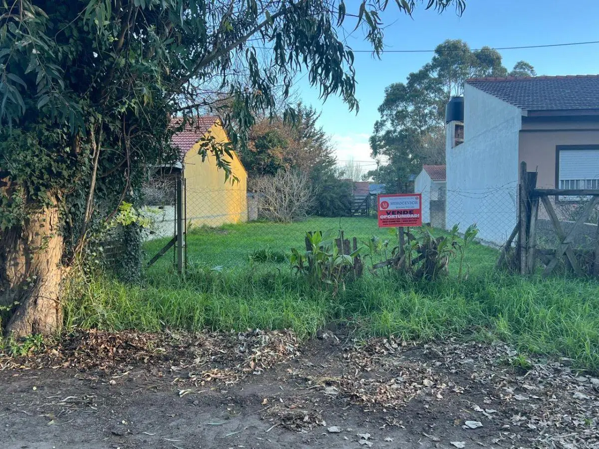 Terreno en venta de 10x30 2