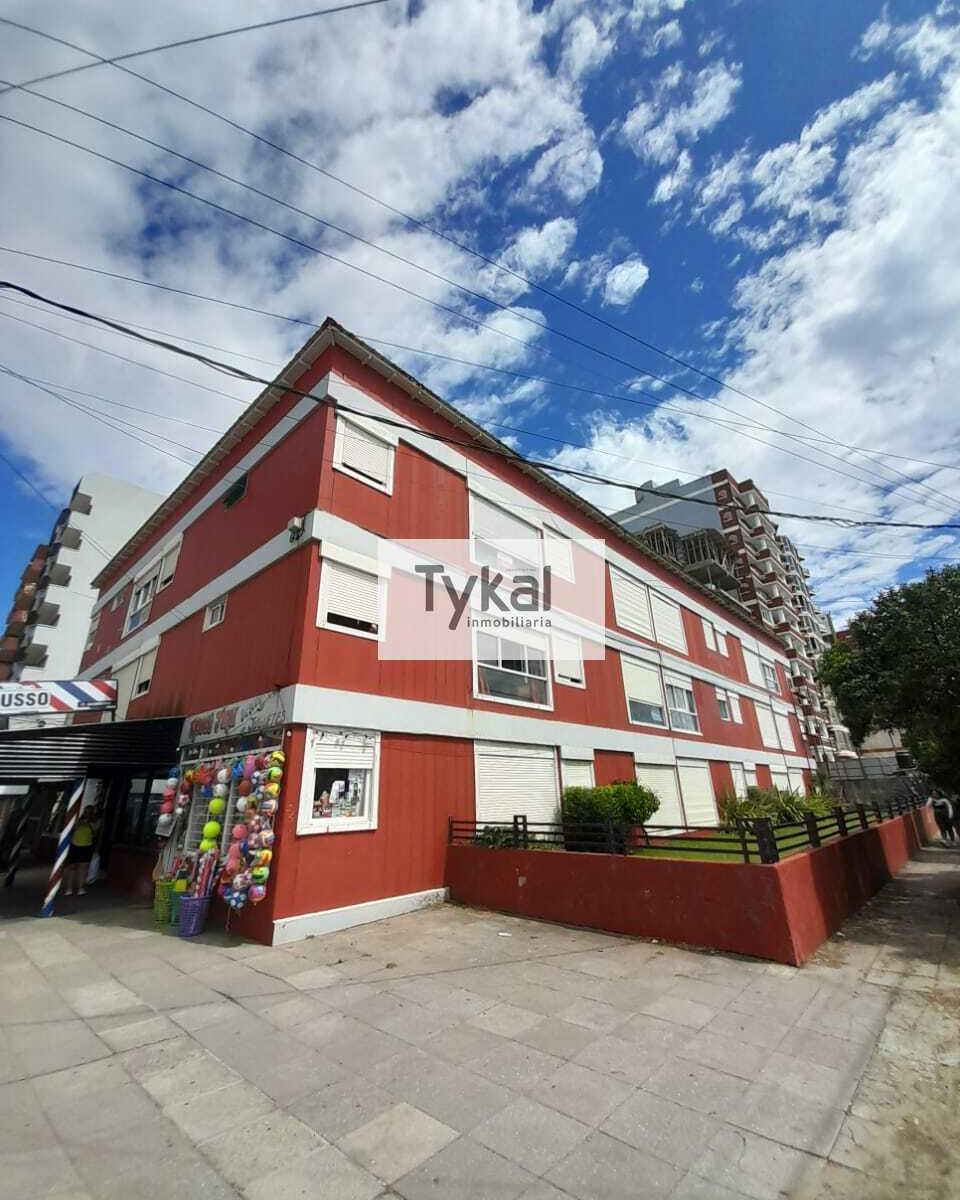 Tres Ambientes. Vista Lateral Al Mar. Gas Nat. Oportunidad 4