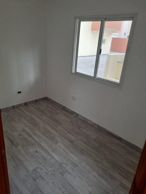 Amplio departamento a estrenar en planta baja con cochera techada cerca del mar
