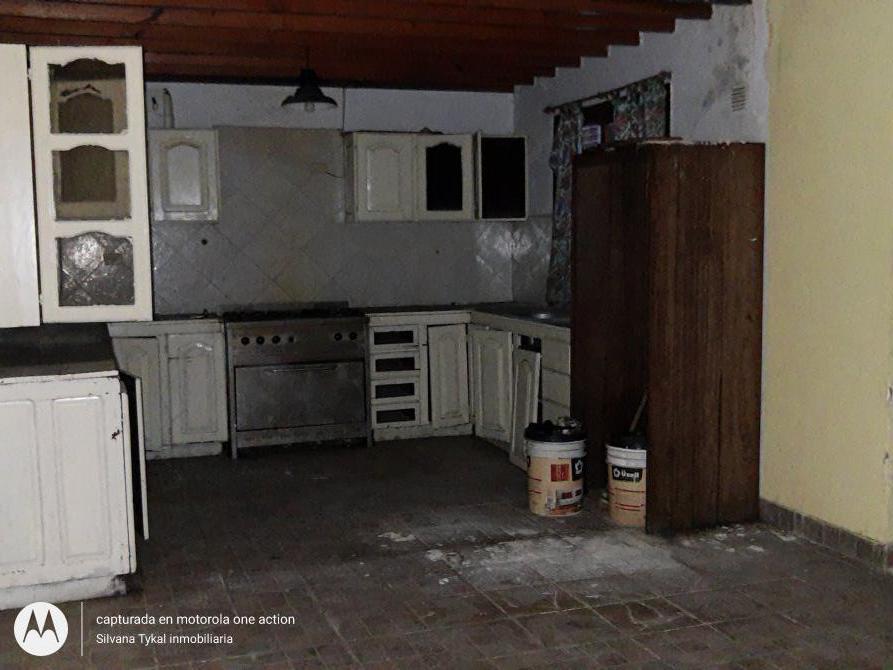 Chalet Muy Amplio con Gas Natural 5
