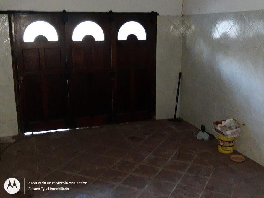 Chalet Muy Amplio con Gas Natural 2