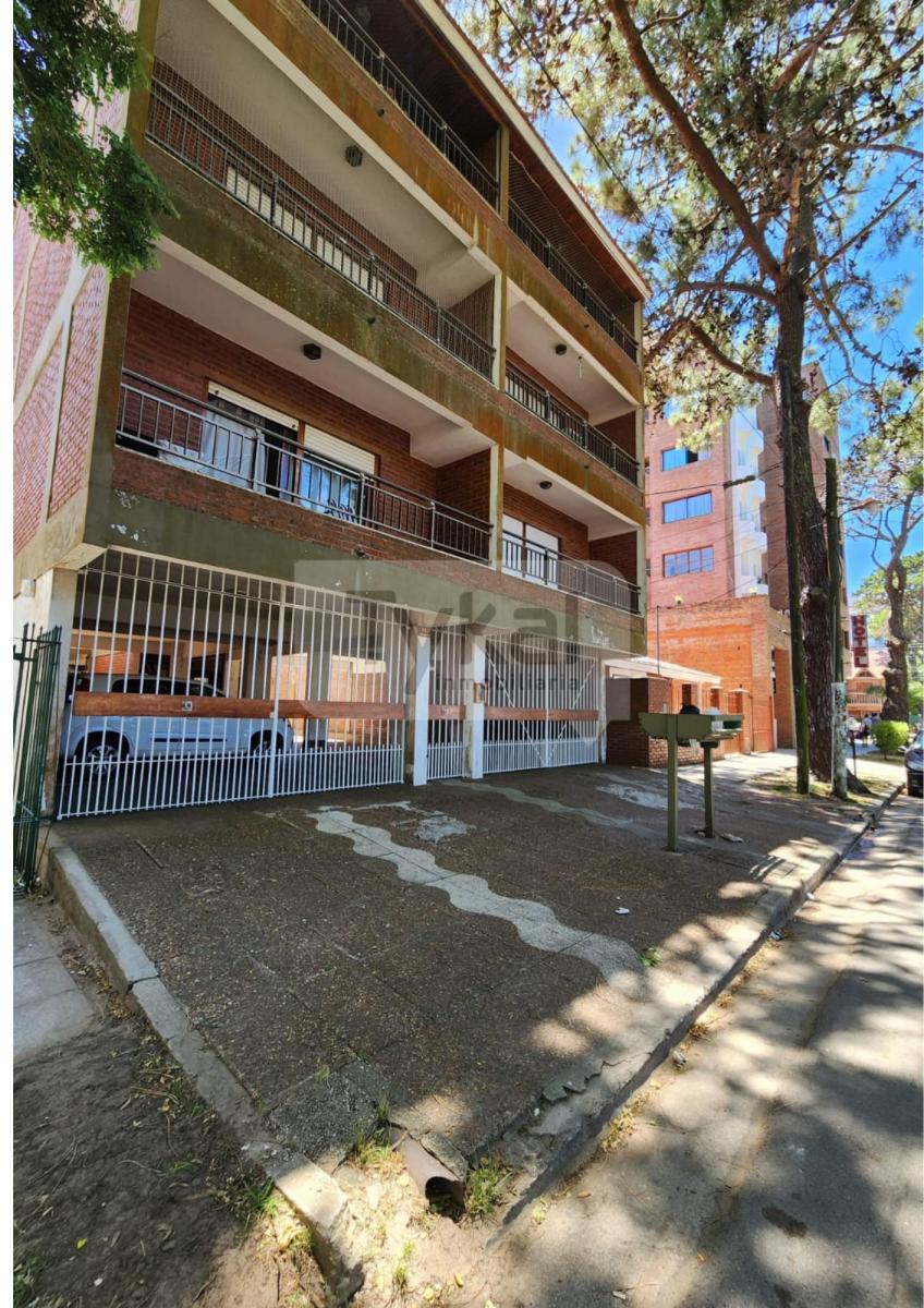 Departamento 2 Ambientes con Cochera! 3