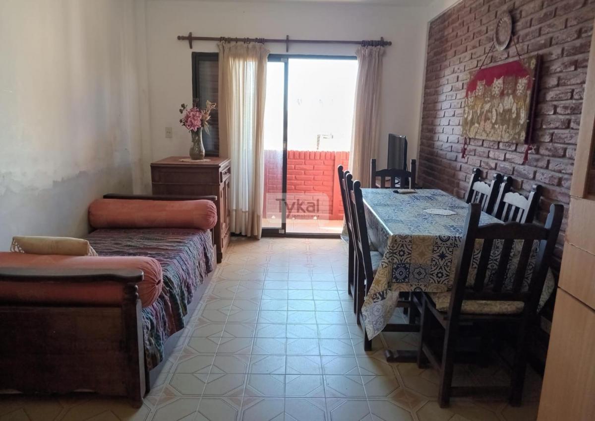 Departamento de 2 Ambientes Centrico con Vista Al Mar 5