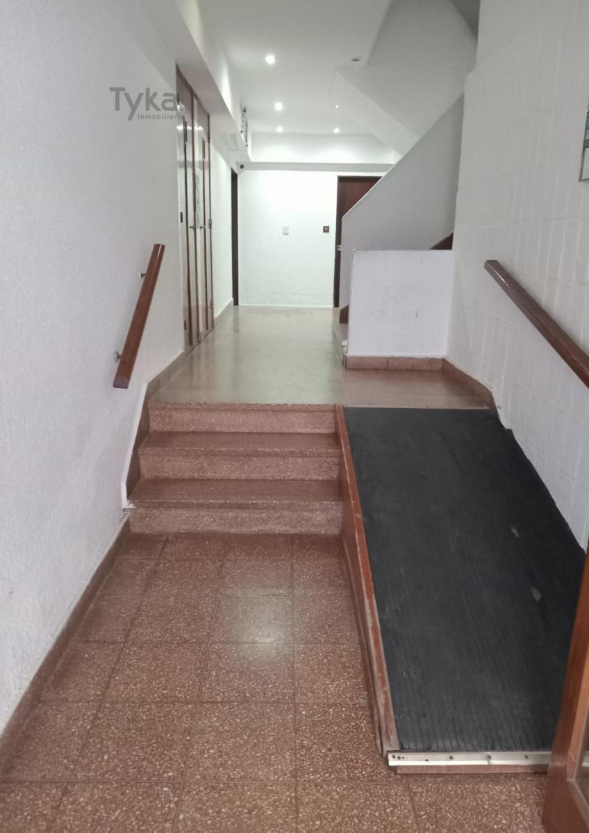 Departamento de 3 Ambientes con Vista Al Mar Centrico 2