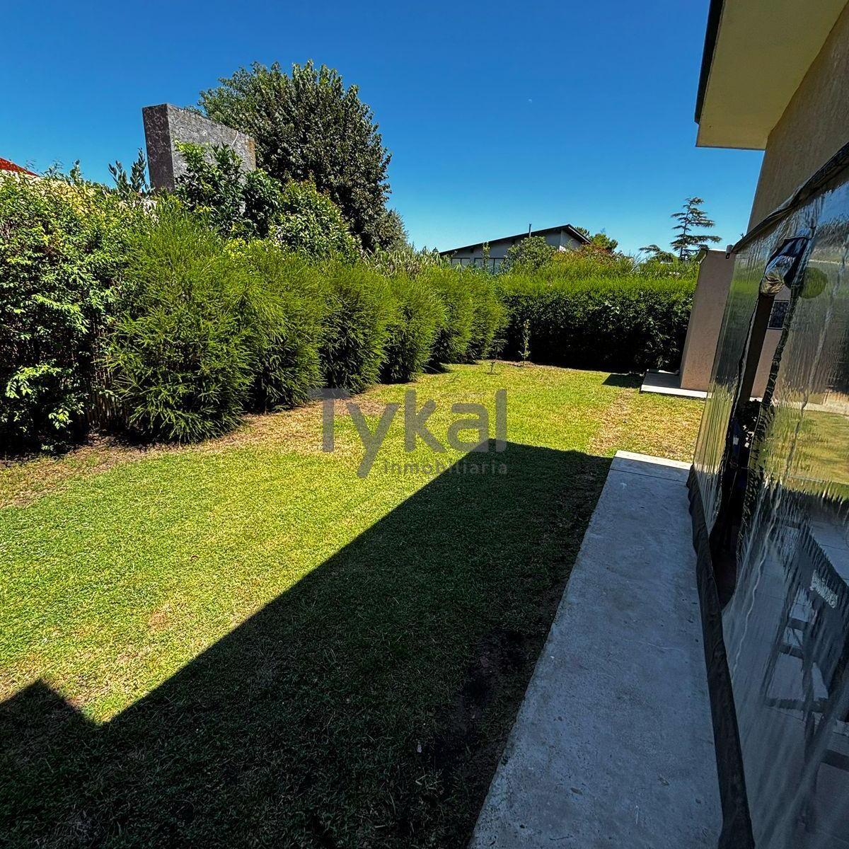 Impecable Casa a Estrenar Amoblada en San Bernardo Barrio Residencial Ezcurra 2