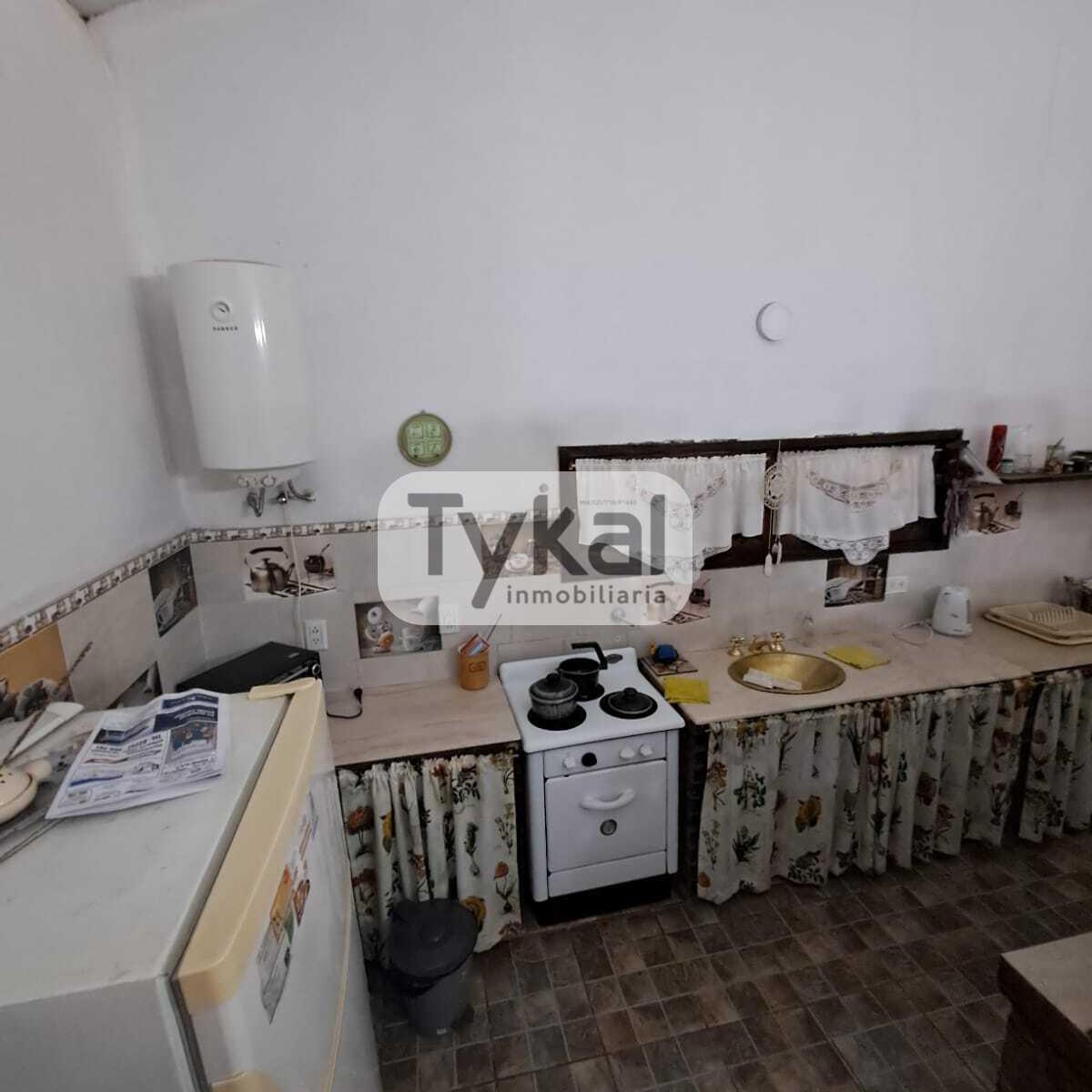 Casa Unica en El Lote. Zona Residencial Arbolada. Amoblada 4
