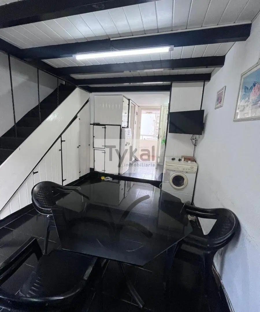 DEPARTAMENTO DE 3 AMBIENTES TIPO DUPLEX CON GAS NATURAL A METROS DEL MAR !!! 4