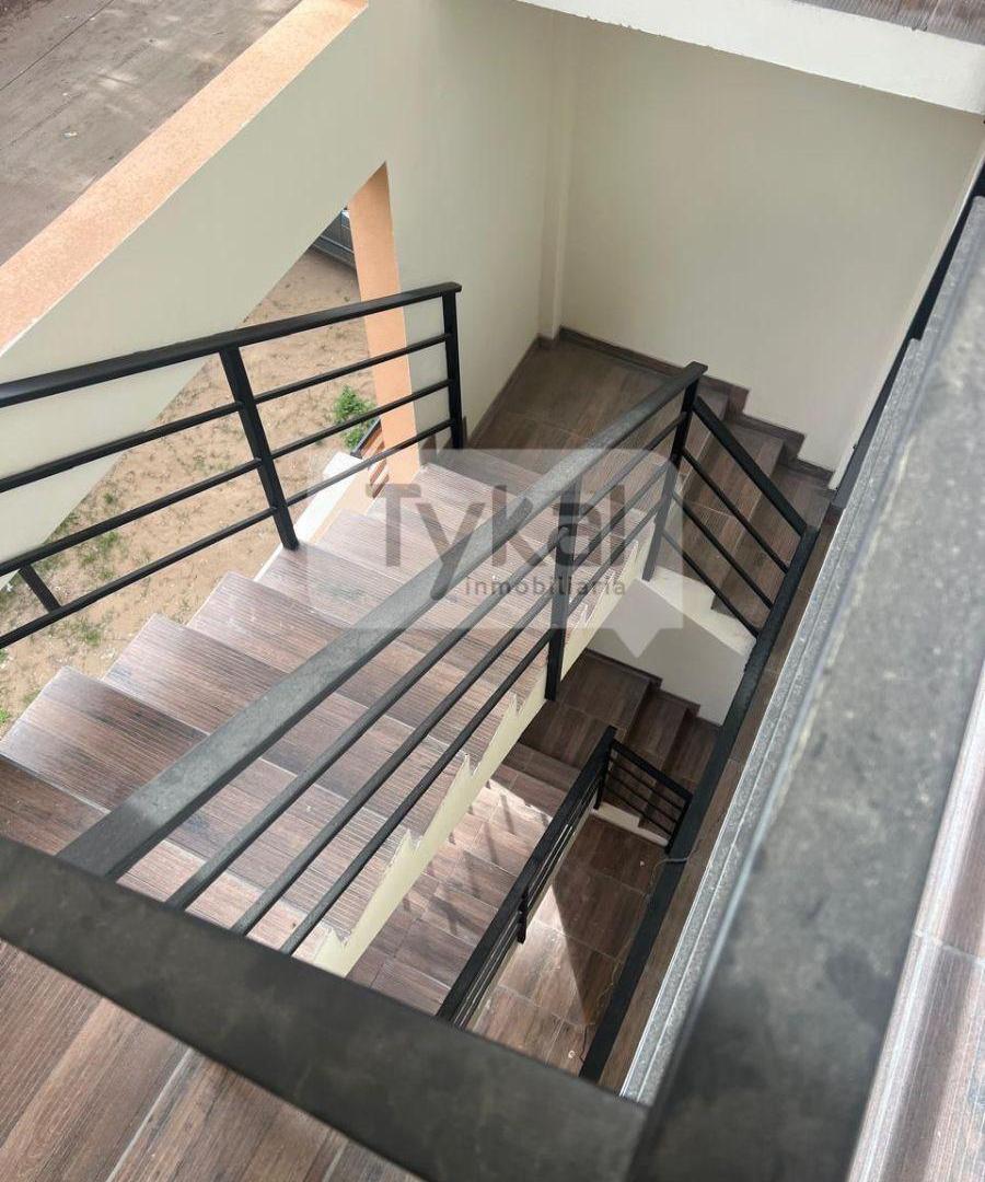 “Amplio Departamento de 3 Ambientes en Esquina | Doble Balcón, Parrilla y Cochera | Costa Azul”