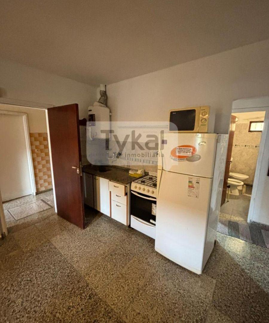 Foto de Departamento planta baja con cochera centrico, imagen 4