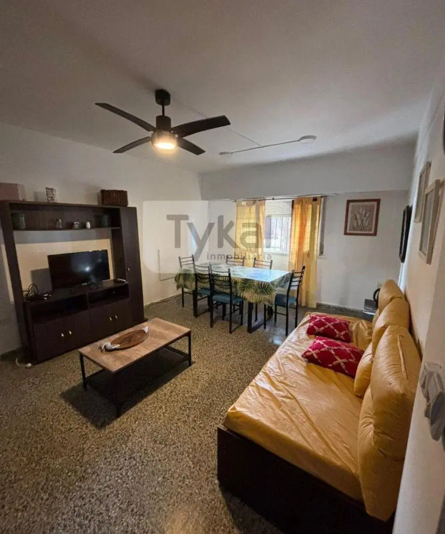 Departamento planta baja con cochera centrico 1