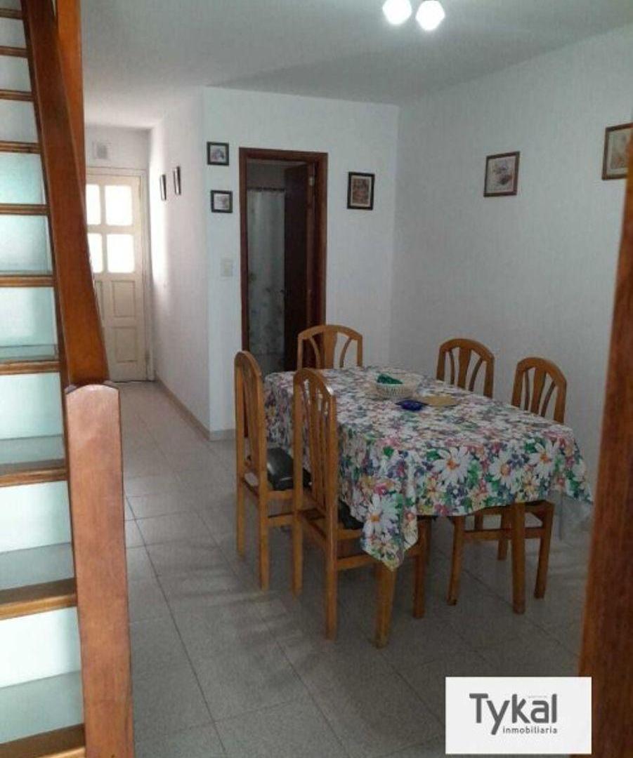 Foto de COMPLEJO DE 5 DUPLEX EN VENTA !, imagen 2