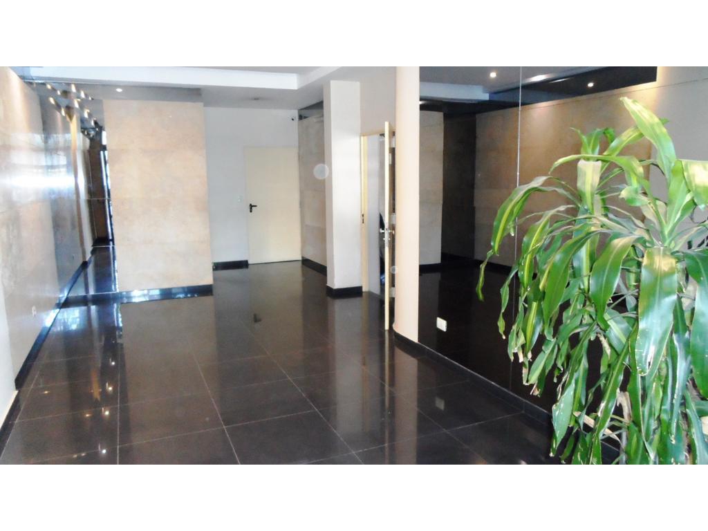Excelente Semipiso 4 Amb Al Frente con Cochera Cubierta. Dormitorio en Suite 5