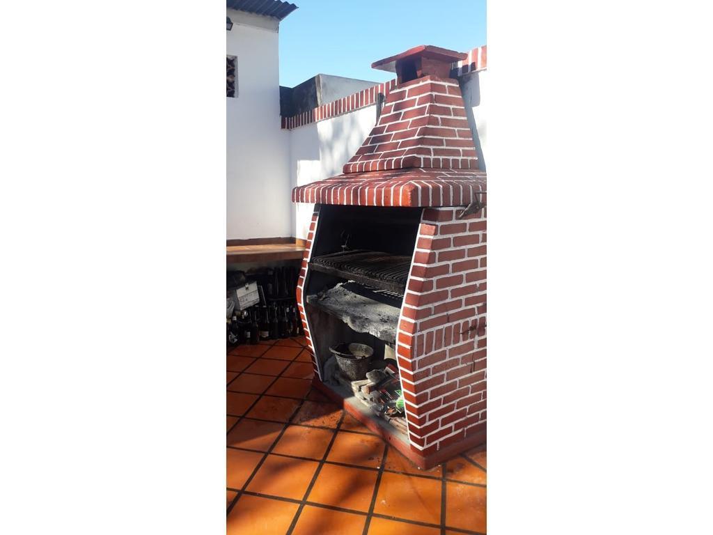 Lote Propio 8.66x12 de 6 Amb Amplia Cocina Comedor 2 Baños Patio Tza Cochera 1