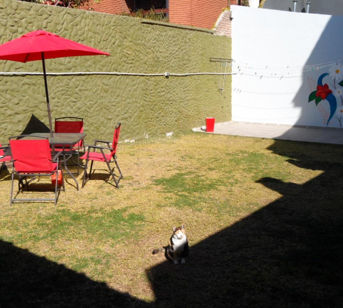 Retasado! Excelente Casa 5 Amb + Quincho Jardín Patio 160 m² Cubiertos 3