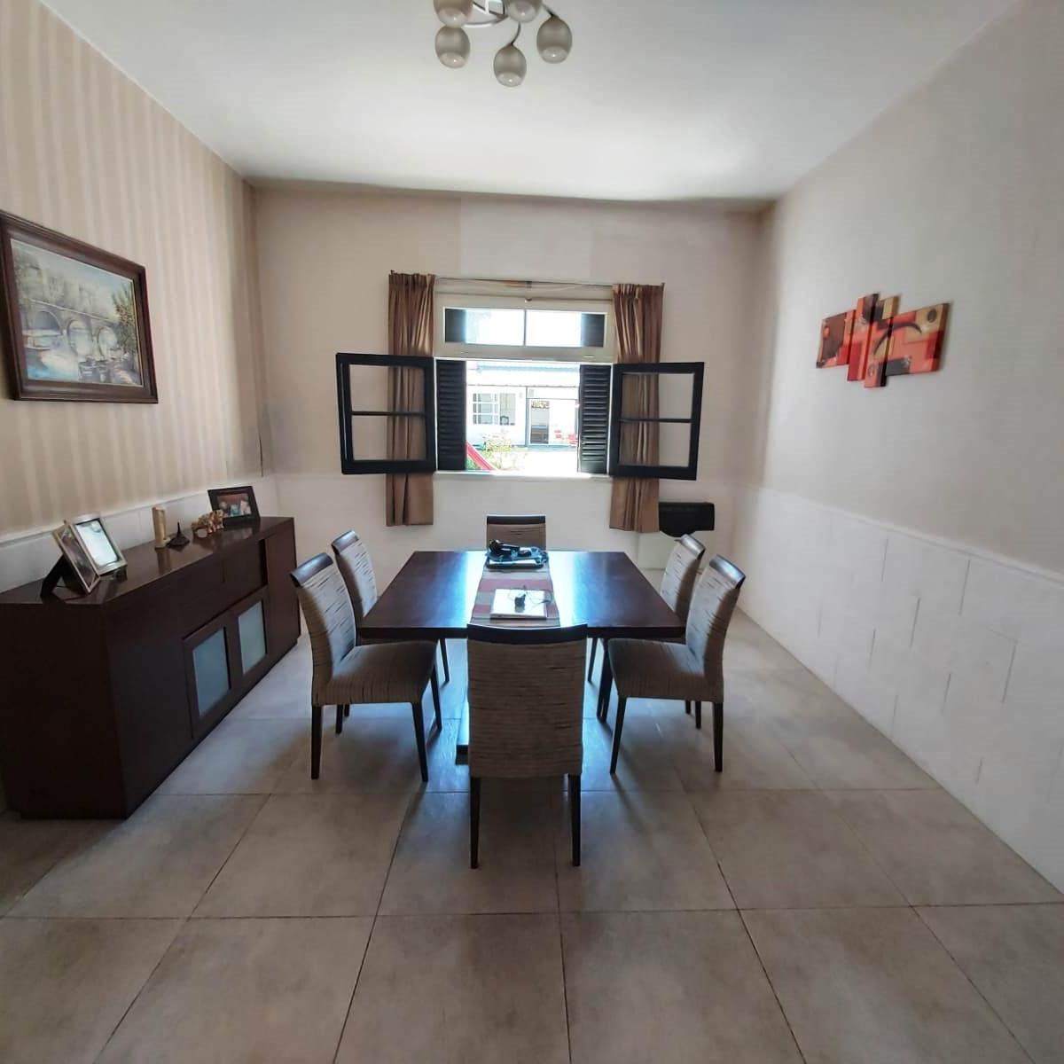 Retasado! Excelente Casa 5 Amb + Quincho Jardín Patio 160 m² Cubiertos 5
