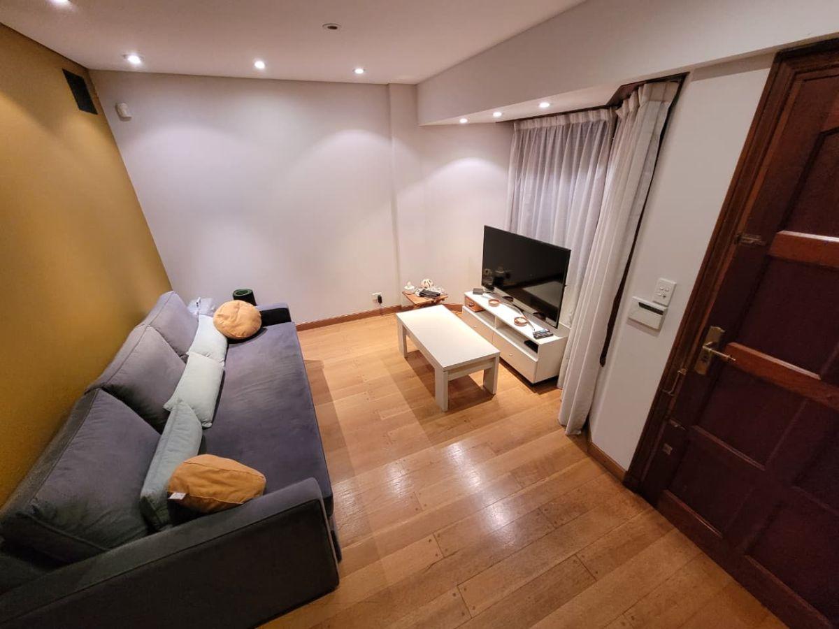 Foto de Gran Casa lote propio desarrollada en 4 plantas, 5 Amb c/ cochera. 3, imagen 2