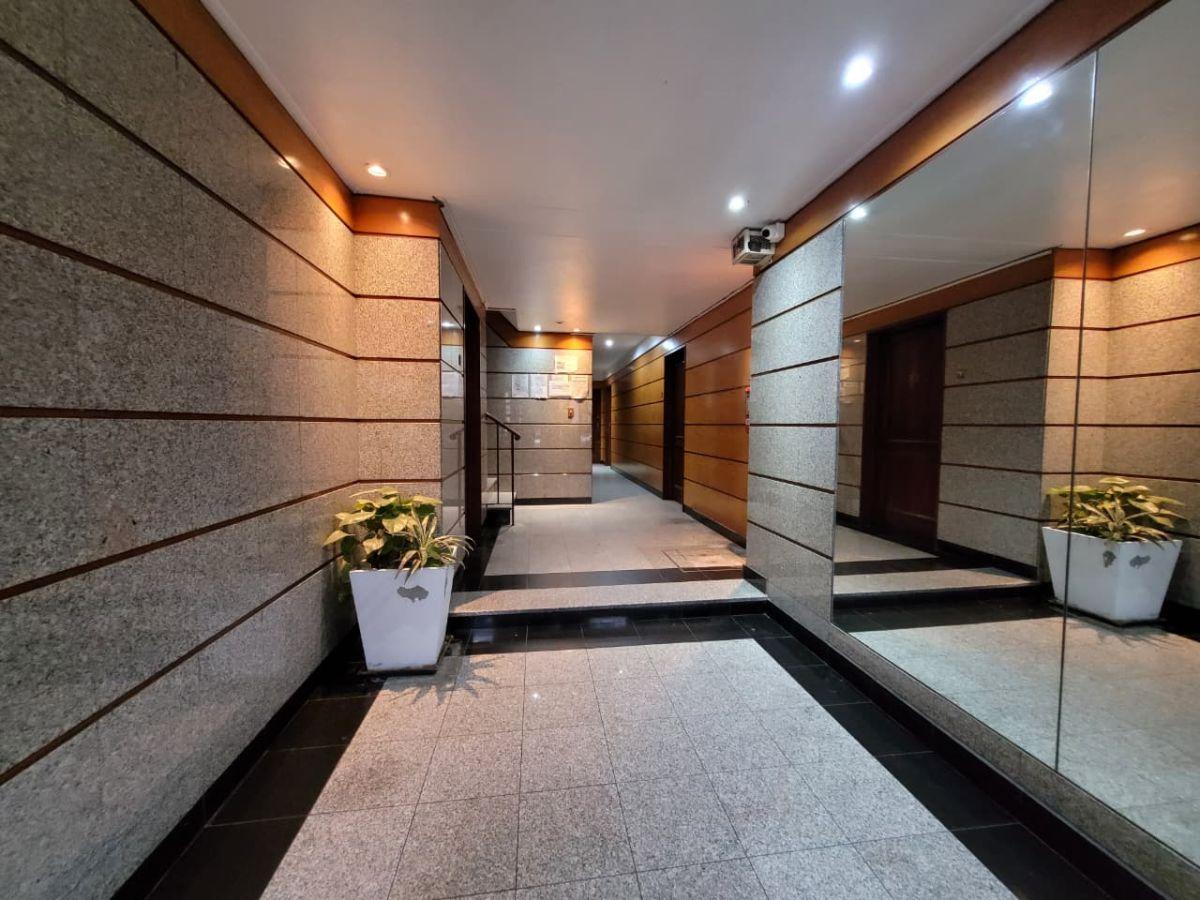 Foto de "APTO CRÉDITO" Hermoso depto 4 amb frente c/ balcon. Cocina y lavadero, imagen 1