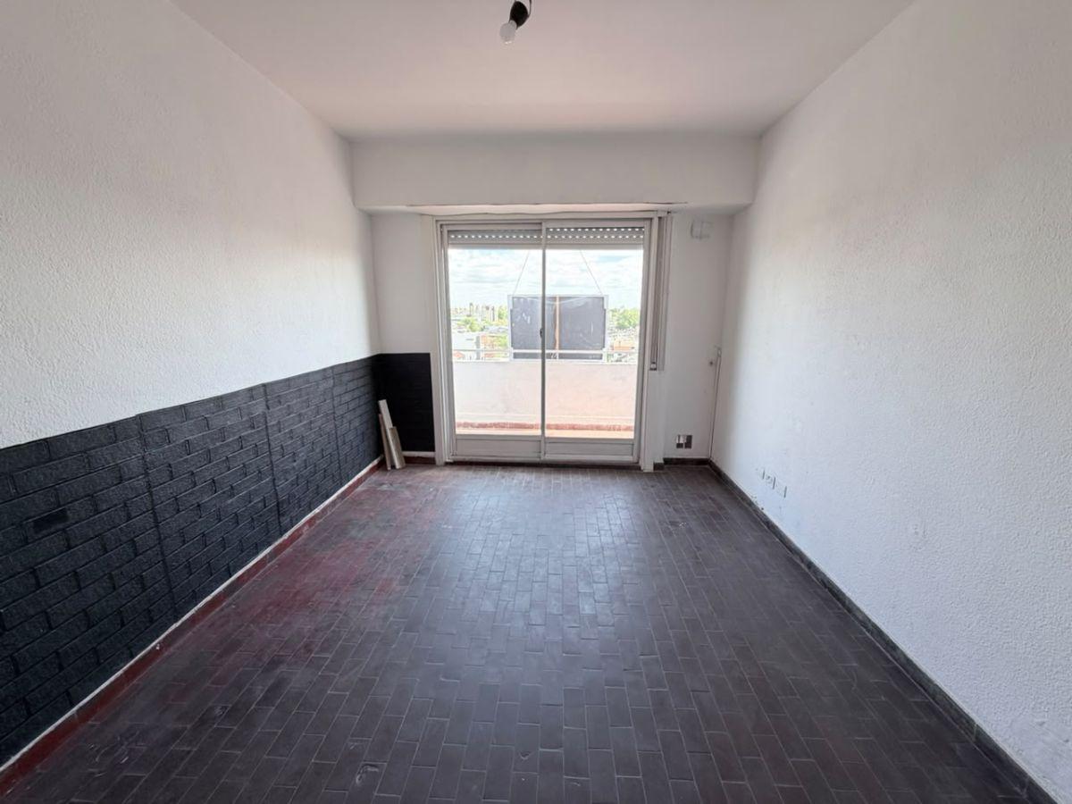 Foto de Departamento 3 ambientes contrafrente c/ vista panorámica. Apto crédito, imagen 3
