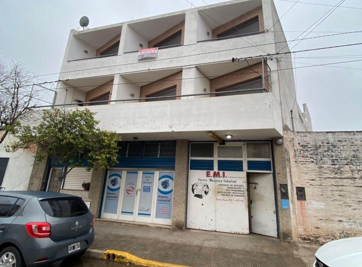 DEPARTAMENTO EN ALQUILEN BARRIO YAPEYU A METROS DE 24 DE SEPTIEMBRE 5