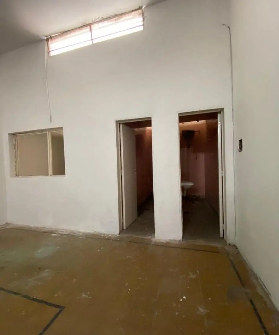 Galpón en venta con oficinas y múltiples divisiones - ideal logística o depósito 2