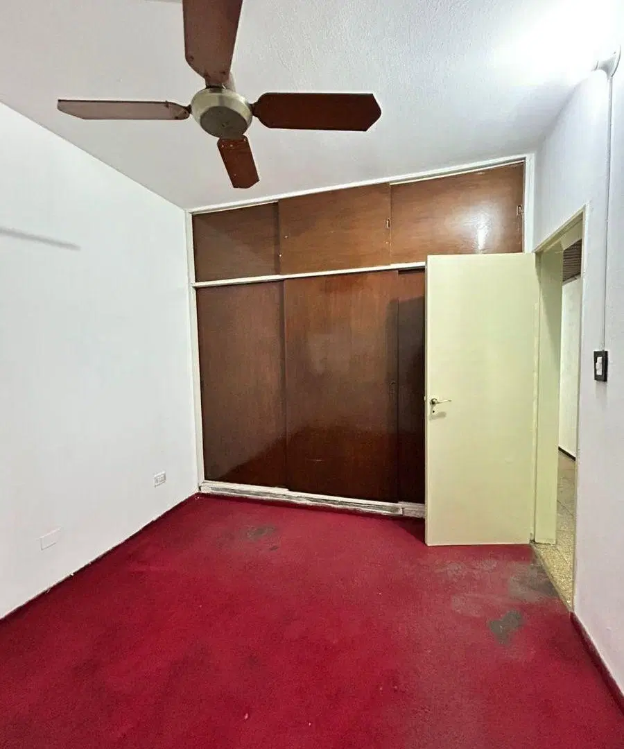Casa de 148 m² con 2 dormitorios, patio, garage en venta y alquiler en Yapeyú 3