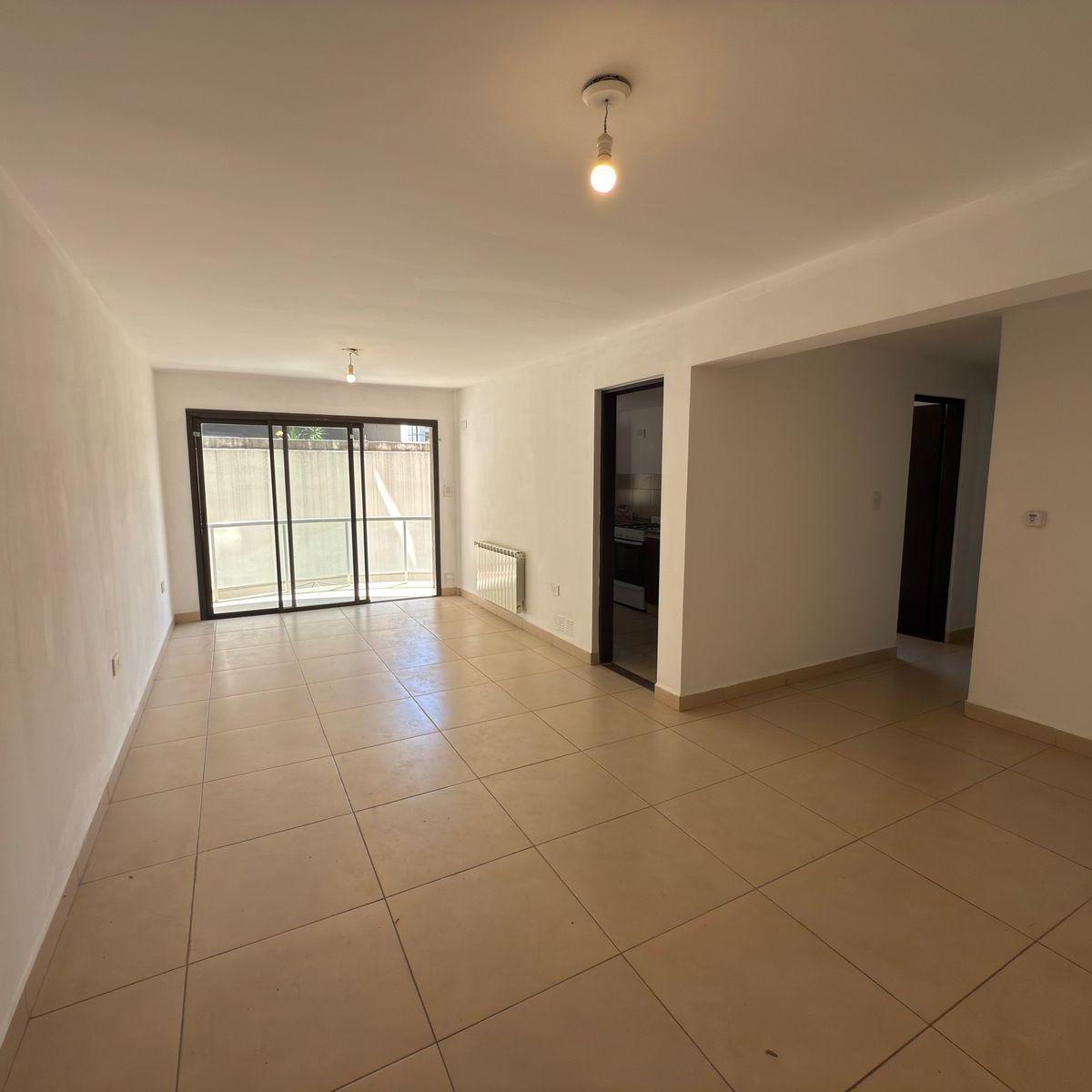 Vendo Depto 2 Dorm. con Cochera. Centrico. Salta 5