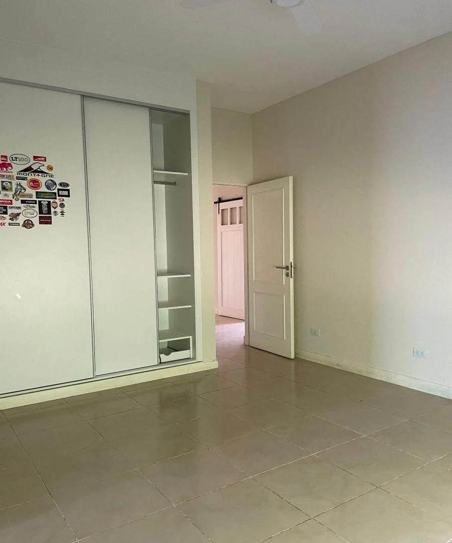 Foto de IMPORTANTE CASA EN VENTA VALLE ESCONDIDO- SALTA, imagen 4
