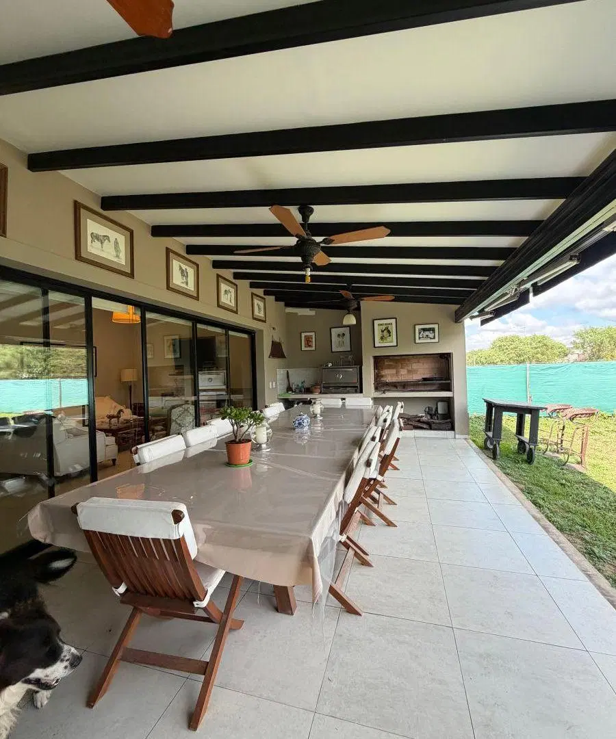 Casa de 200 m² con 3 dormitorios en venta en La Trinidad 2