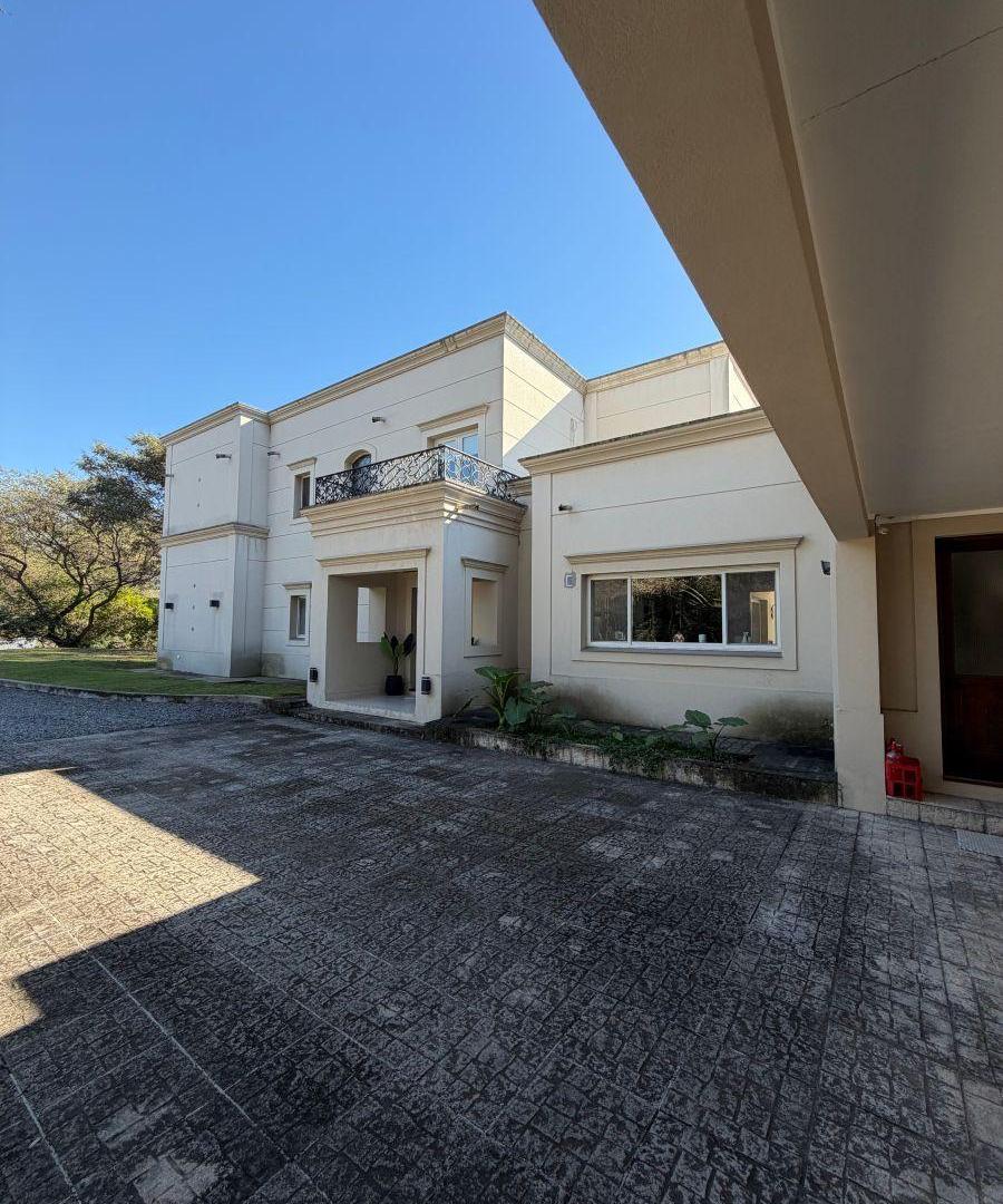 Foto de Venta importante casa Barrio Santa María de La Aguada, San Lorenzo chico, imagen 2