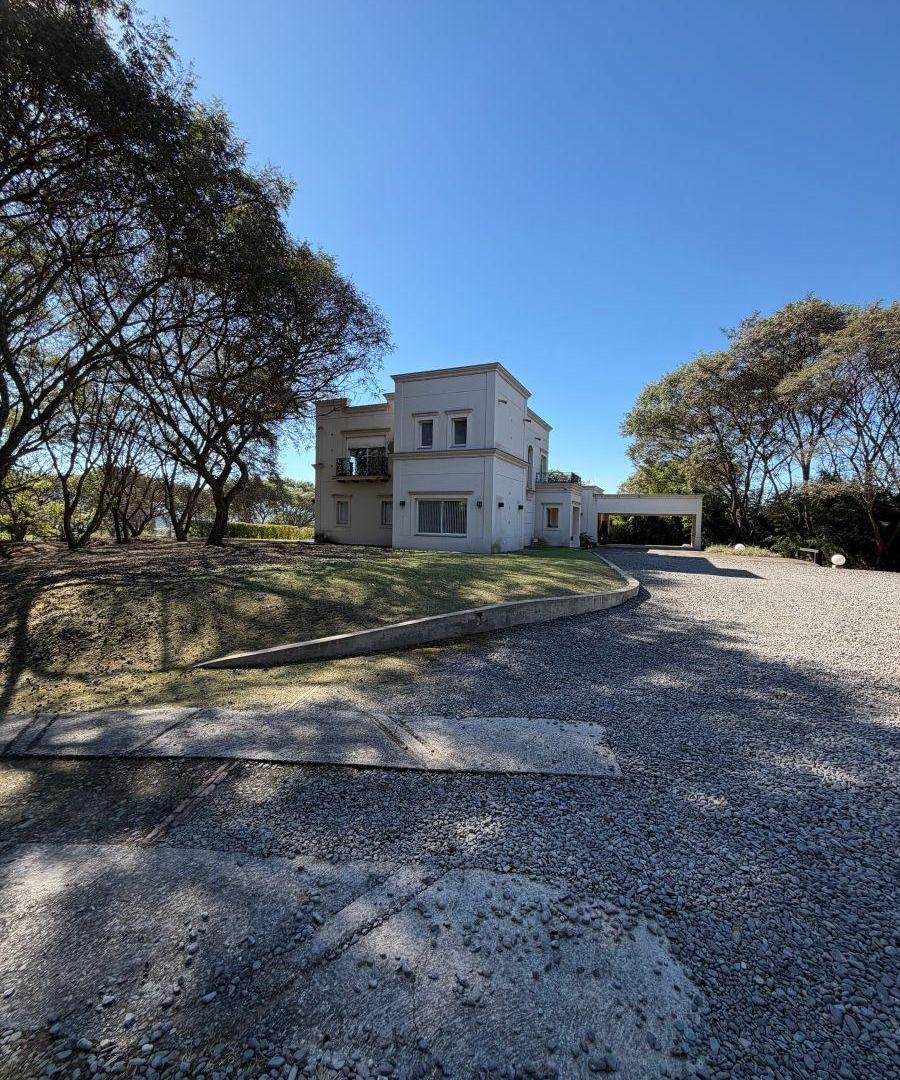 Foto de Venta importante casa Barrio Santa María de La Aguada, San Lorenzo chico, imagen 3