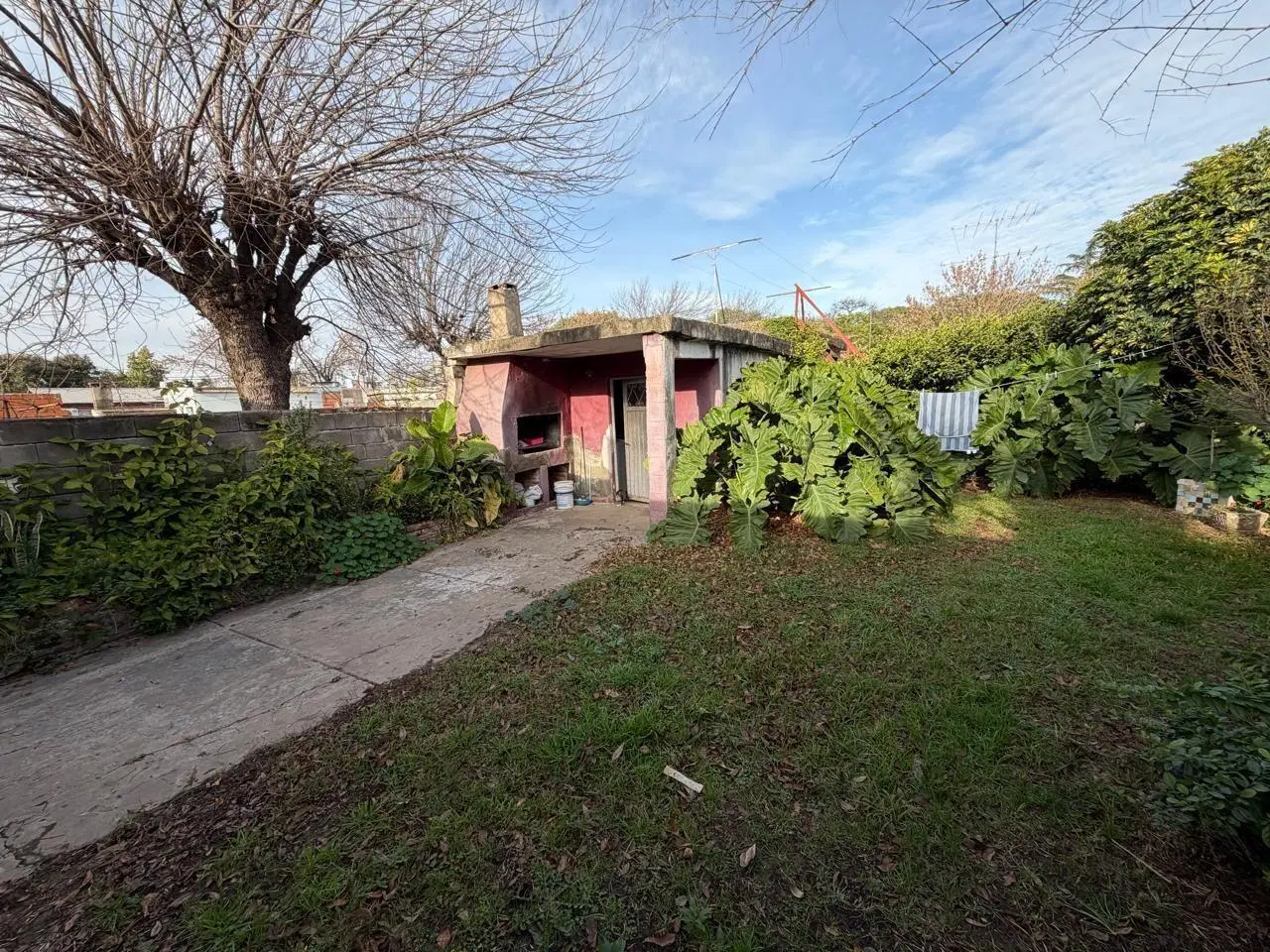 Casa 2 dormitorios. | Jose Hernandez al 400 3