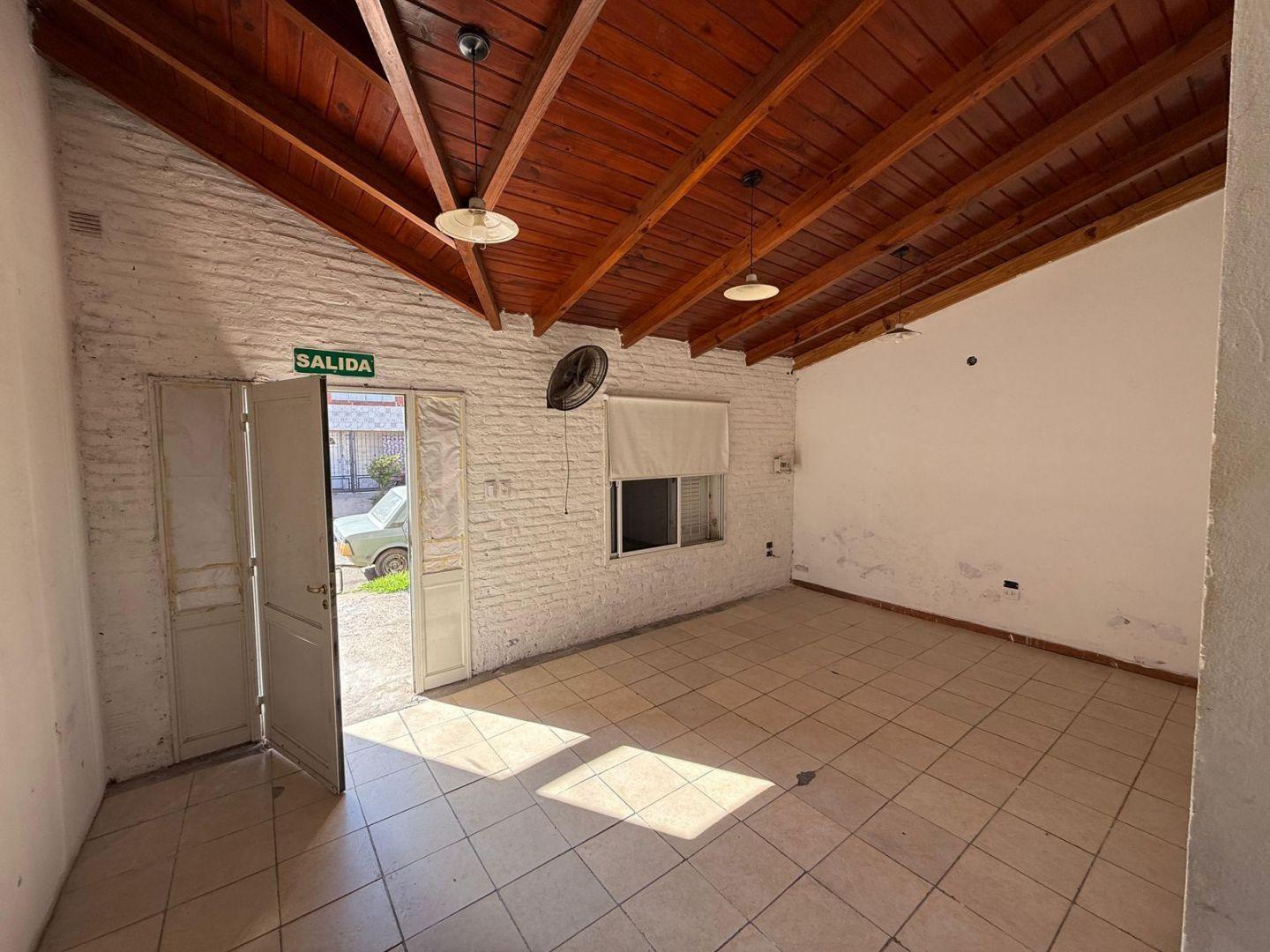 Foto de Alquiler casa con local, imagen 2