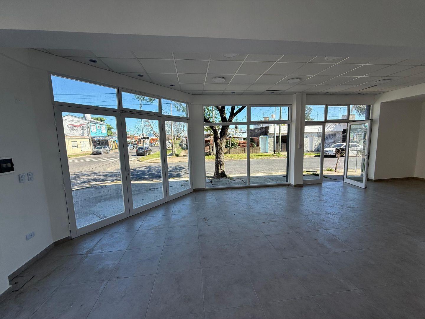 Foto de ALQUILER DE LOCAL COMERCIAL EN VILLA CONSTITUCION, imagen 4
