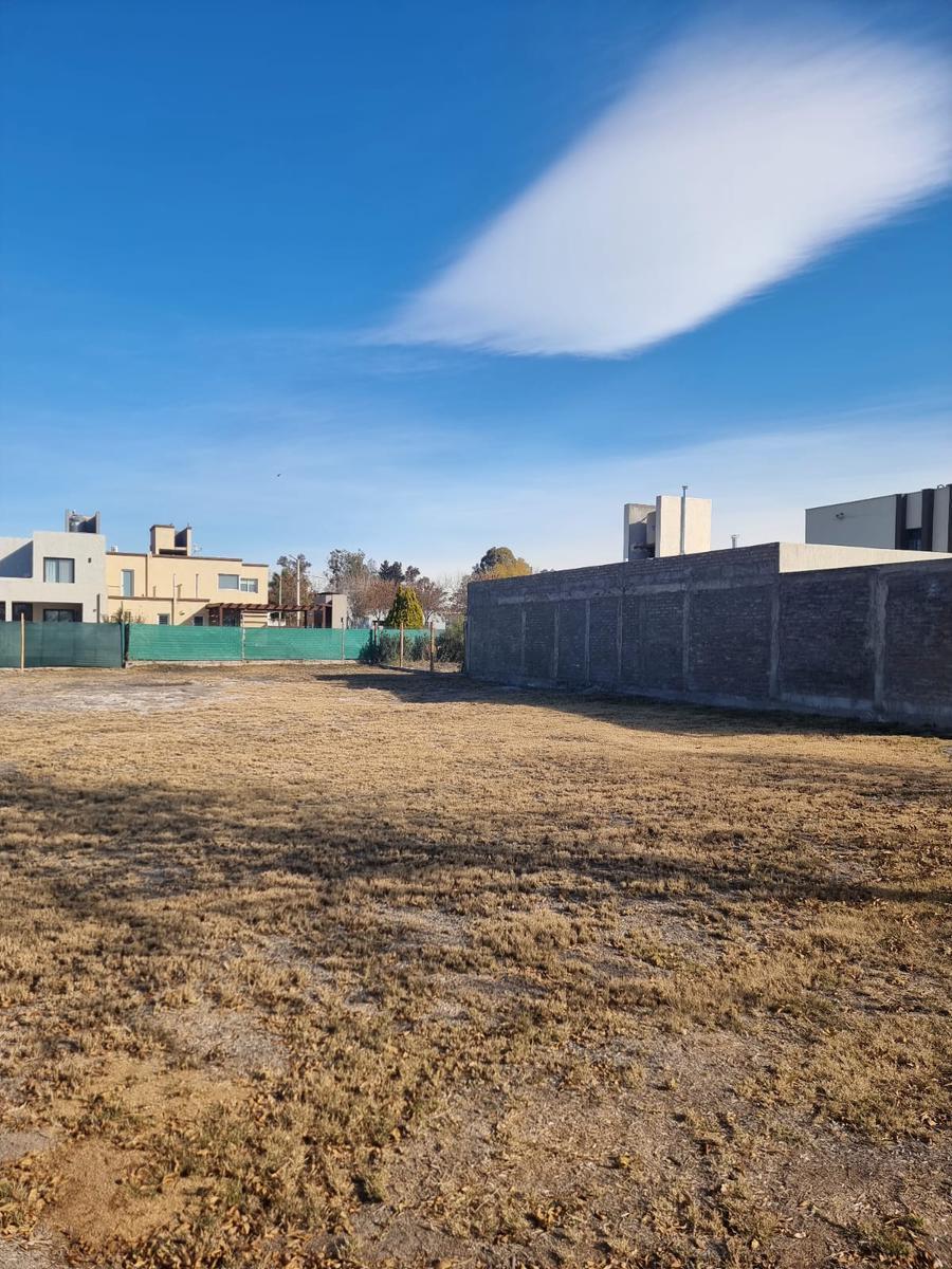 Lote en Barrio Sol Andino 1 1