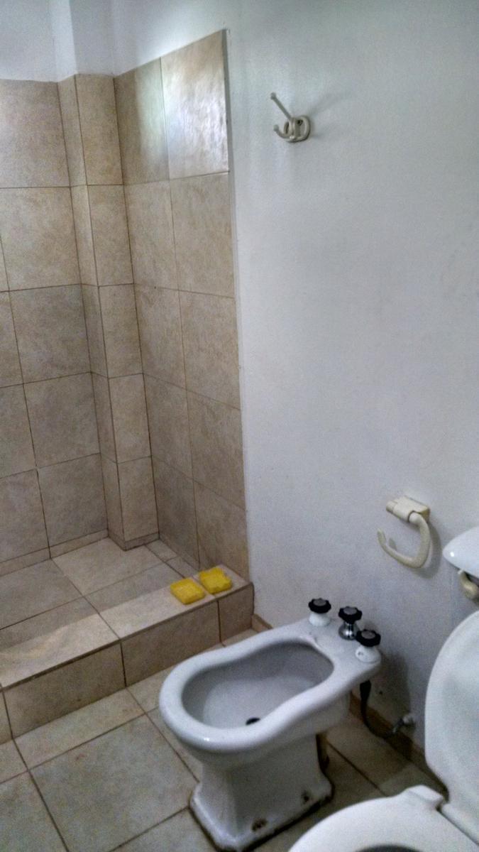 Venta de Casa con Local Comercial 4